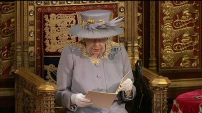 Усиливать мощь Великобритании: Елизавета II выступила с тронной речью