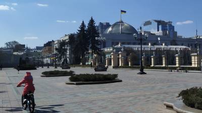 Украина обвиняет двоих депутатов Рады в госизмене из-за нацресурсов Крыма