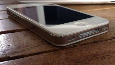Смартфон Apple iPhone 13 окажется толще предшественника