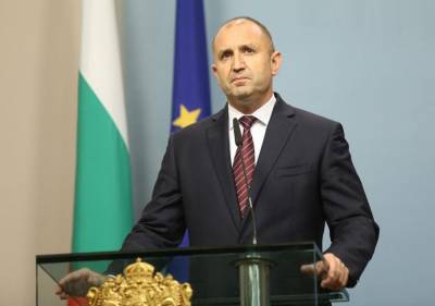 В Болгарии президент распустил парламент и назначил временное правительство