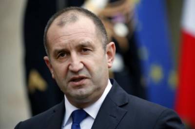 Президент Болгарии распустил парламент: названы сроки досрочных выборов