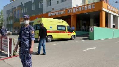 Мурашко: в казанской больнице находятся 18 детей