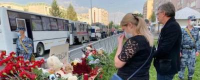 Татарстан оплатит расходы на похороны погибших при стрельбе в школе Казани