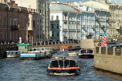 В Петербурге усилят контроль на городских водных объектах