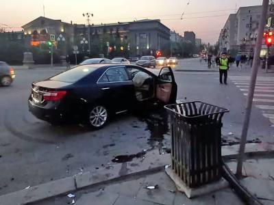 Автомобиль врезался в толпу пешеходов в Екатеринбурге