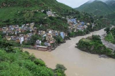 В индийском штате Бихар из реки Ганг выловили останки свыше 70 тел