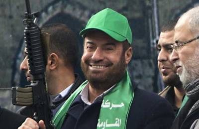«Купите ножи за 5 шекелей и отрезайте головы евреям»: представитель ХАМАС обратился к палестинцам