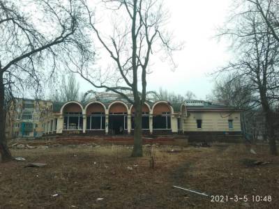 Сплошная руина: появились свежие фото из оккупированного Донецкая