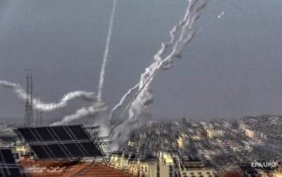 В сторону Тель-Авива полетели десятки ракет