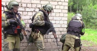 В Крыму уничтожили вооруженного боевика, оказавшего сопротивление