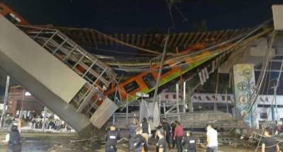 Во время движения поезда обвалился мост метро. Как минимум 13 жертв