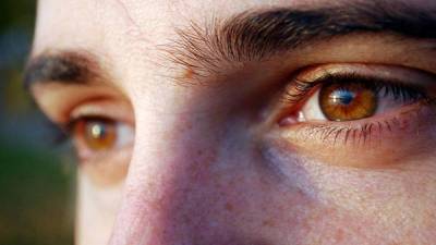 Что цвет глаз может рассказать о характере и любовном темпераменте мужчины