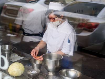 Кухня в масштабе: в Петербурге расширяется производство готовых блюд