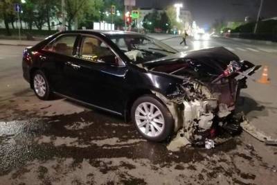 Два ребенка и четверо взрослых пострадали из-за наезда SEAT на людей в Екатеринбурге