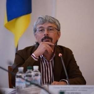 Минкульт готовит план по блокировке российских телеканалов - Ткаченко