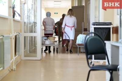 В Коми зарплата медсестры выросла почти в два раза