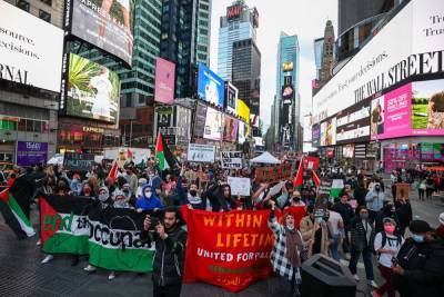 Столкновения между сторонниками Израиля и Палестины вспыхнули в Лондоне и Нью-Йорке
