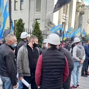 В Киеве из-за долгов по зарплате протестуют шахтеры