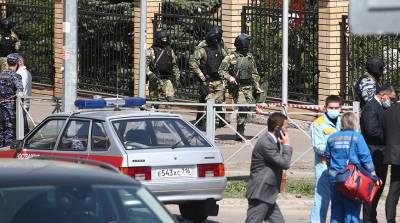 Неизвестные открыли стрельбу в школе в Казани