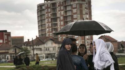 Турист из России сравнил Косово с "подгнившей сливой"