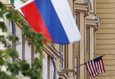 Отказ США выдавать россиянам визы в Совфеде объяснили вредностью