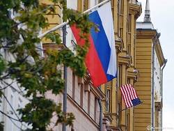 США отказались впускать нового пресс-секретаря посольства России