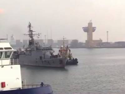 Корабль ВМС Франции вошел в Черное море: его вооружение впечатляет (ВИДЕО)