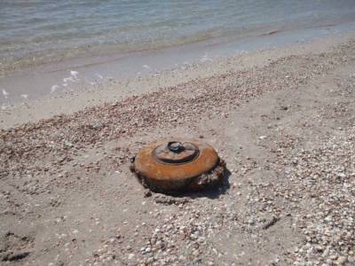 На пляже на Азовском море нашли противотанковую мину – ГСЧС
