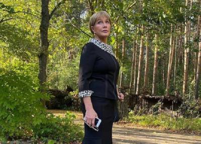 Вдова Караченцова озвучила сумму гонорара Прокловой за скандальные откровения