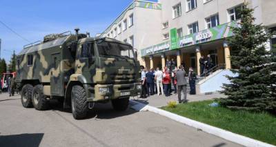 Огнестрельные ранения при стрельбе в казанской школе получили 12 детей