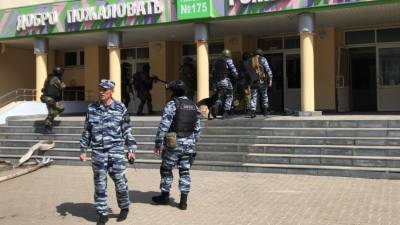 Власти Татарстана дали оценку действиям учителей при стрельбе в школе Казани