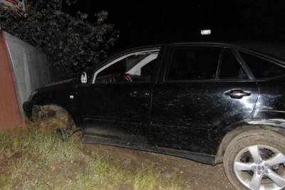 В Киеве пьяный сотрудник СТО угнал Lexus и разбил его