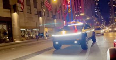 Футуристический пикап Tesla Cybertruck проехался улицами Нью-Йорка (видео)