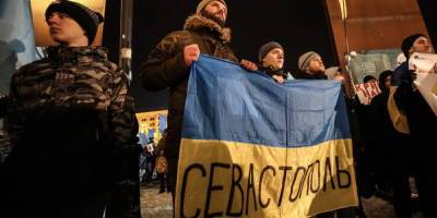В Киеве намерены поднять украинский флаг над Севастополем «по...