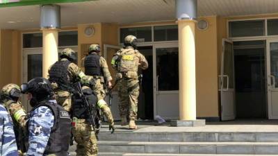 По делу о стрельбе в школе в Казани назначено свыше 30 экспертиз