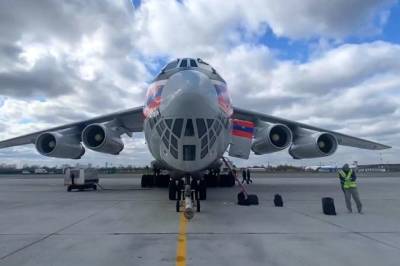 Самолёт МЧС доставил в Москву пострадавших при стрельбе в Казани