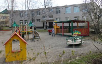 Двухлетнему ребенку в Петрозаводске не дают место в детском саду у дома