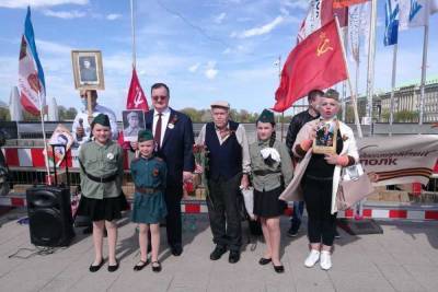 День Победы в Германии: Гамбург почтил память павших геров
