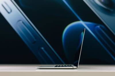 iOn представляє MacBook Air на M1 — безшумний ультрабук з нереальною продуктивністю