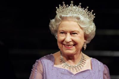 Британский ведущий случайно объявил о кончине Елизаветы II