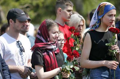 "Всеобщее горе": в Казани простились с жертвами нападения на школу