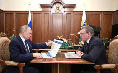 Путин дал совет омскому губернатору
