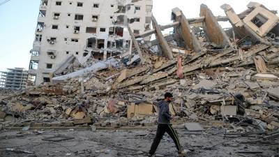 Число жертв ударов ВВС Израиля по сектору Газа возросло до 56