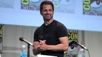 Режиссер Зак Снайдер положительно отреагировал на появление темнокожего Супермена