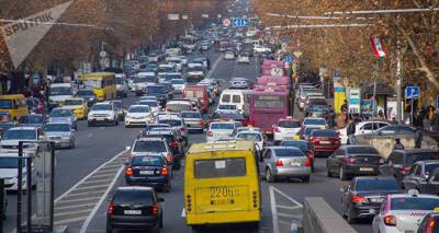 Машина испортилась или отношения? Почему на самом деле утром в Ереване "исчезли" автобусы