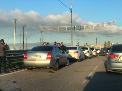Пять машин столкнулись на выезде из Елецкого в Липецке