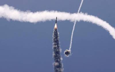 ХАМАС выпустил еще 130 ракет по Израилю: есть раненые