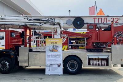 Ивановские машиностроители представили суперкар для пожарных