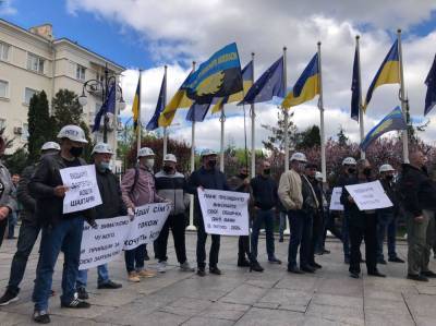 До следующего протеста: шахтерам в Киеве пообещали выплатить...