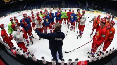Цвета сборной России на ЧМ по хоккею будут защищать семь игроков НХЛ